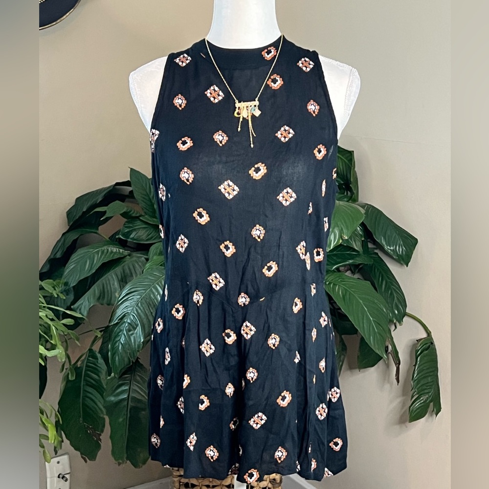 Amuse Society Romper. Size Medium.